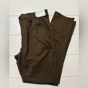 Stylus Performance Chino Pants